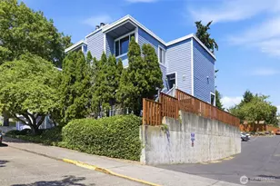 8800 20th Ave NE, Seattle, WA 98115 - Photo 36
