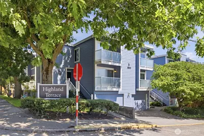 8800 20th Avenue NE #B202, Seattle, WA 98115 - Photo 2
