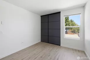 8800 20th Ave NE, Seattle, WA 98115 - Photo 32