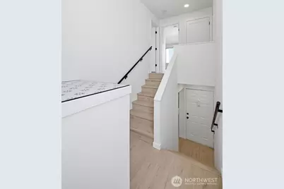 8800 20th Avenue NE #B202, Seattle, WA 98115 - Photo 22