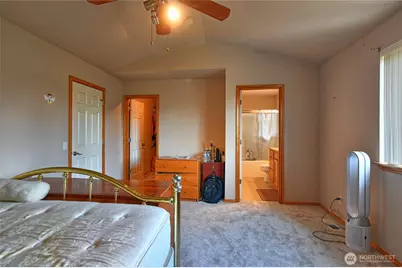 10523 7th Avenue W, Everett, WA 98204 - Photo 12