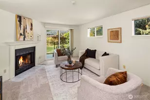 10838 E Riverside Dr, Bothell, WA 98011 - Photo 6