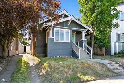 4329 5th Avenue NE, Seattle, WA 98105 - Photo 1