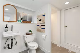 4329 5th Ave NE, Seattle, WA 98105 - Photo 24