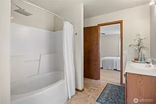 21263 Nordby Dr NW, Poulsbo, WA 98370 - Photo 16