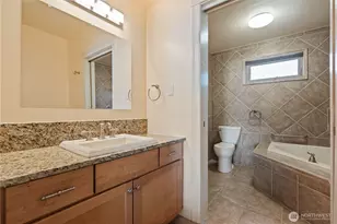 1300 Peace Portal Dr, Blaine, WA 98230 - Photo 20