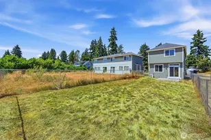 412 170th St S, Spanaway, WA 98387 - Photo 18