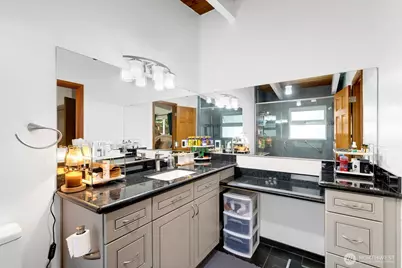 11123 34th Place SW, Seattle, WA 98146 - Photo 16