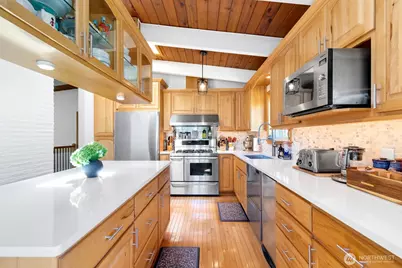 11123 34th Place SW, Seattle, WA 98146 - Photo 6