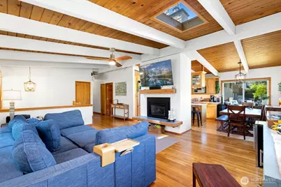 11123 34th Place SW, Seattle, WA 98146 - Photo 10