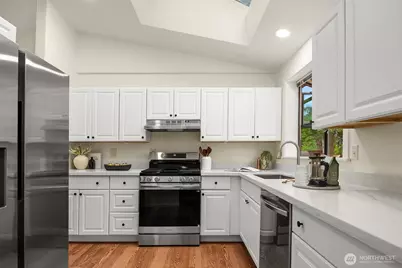 16036 NE 106th Street, Redmond, WA 98052 - Photo 8