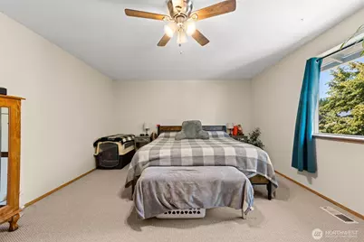 11321 172nd Street E, Puyallup, WA 98374 - Photo 14