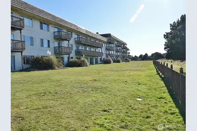 615 Ocean Shores Boulevard NW #308, Ocean Shores, WA 98569 - Photo 24