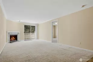 1003 156th Ave NE, Bellevue, WA 98007 - Photo 2