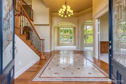 8225 155th Avenue SE, Newcastle, WA 98059 - Photo 4