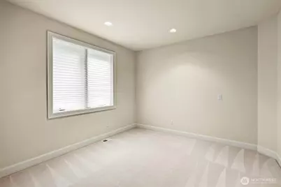 8225 155th Avenue SE, Newcastle, WA 98059 - Photo 24
