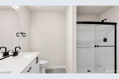 16124 Cascadian Wy #B4, Bothell, WA 98012 - Photo 10