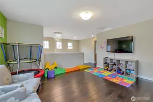 18248 NE 111th St, Redmond, WA 98052 - Photo 16