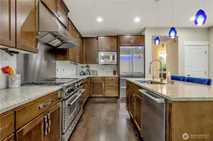 18248 NE 111th St, Redmond, WA 98052 - Photo 10