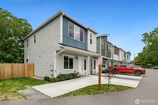 226 N Madison St, Monroe, WA 98272 - Photo 2