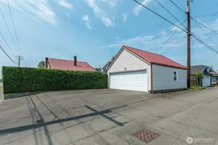 1831 Rucker Ave, Everett, WA 98201 - Photo 34