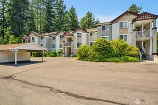 25235 SE Klahanie Blvd, Sammamish, WA 98029 - Photo 2