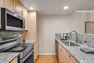 25235 SE Klahanie Boulevard #N102, Sammamish, WA 98029 - Photo 14