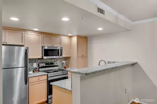 25235 SE Klahanie Blvd, Sammamish, WA 98029 - Photo 12