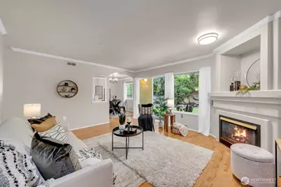 25235 SE Klahanie Boulevard #N102, Sammamish, WA 98029 - Photo 4