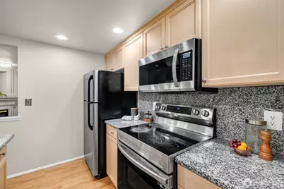 25235 SE Klahanie Boulevard #N102, Sammamish, WA 98029 - Photo 16