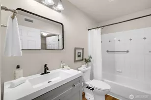 25235 SE Klahanie Blvd, Sammamish, WA 98029 - Photo 22