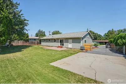 1004 Vista Pl., Wenatchee, WA 98801 - Photo 36