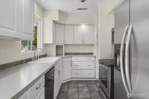 1004 Vista Pl, Wenatchee, WA 98801 - Photo 12