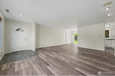1004 Vista Pl., Wenatchee, WA 98801 - Photo 8