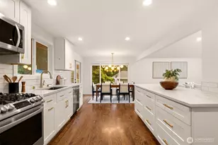 12510 SE 48th Pl, Bellevue, WA 98006 - Photo 14