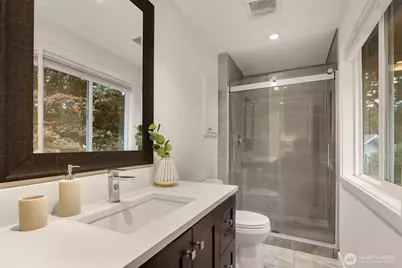 12510 SE 48th Place, Bellevue, WA 98006 - Photo 22