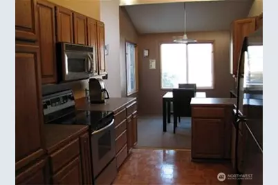 965 W Nickerson Street #41, Seattle, WA 98119 - Photo 4