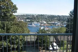 965 W Nickerson St, Seattle, WA 98119 - Photo 8