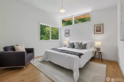 12582 Riviera Place NE, Seattle, WA 98125 - Photo 24