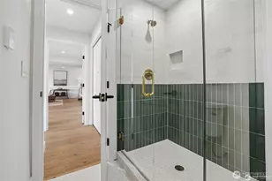 12582 Riviera Pl NE, Seattle, WA 98125 - Photo 32