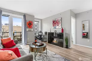 2721 1st Ave, Seattle, WA 98121 - Photo 4