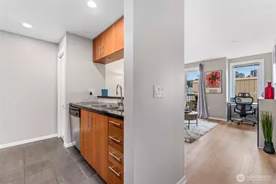 2721 1st Avenue #809, Seattle, WA 98121 - Photo 10