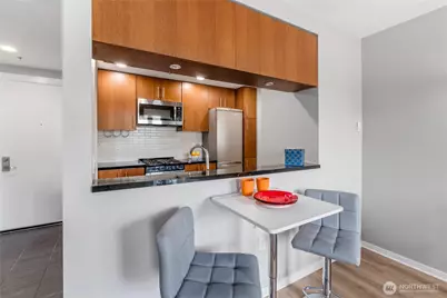 2721 1st Avenue #809, Seattle, WA 98121 - Photo 8