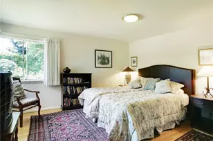 5715 63rd Ave NE, Seattle, WA 98105 - Photo 16