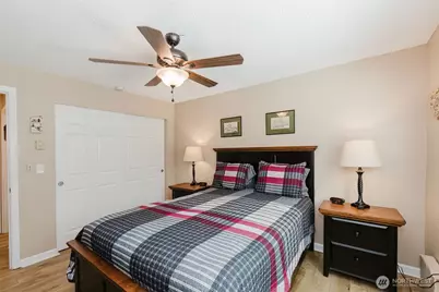 2969 SE Mile Hill Drive #E2, Port Orchard, WA 98366 - Photo 16