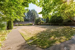 2969 SE Mile Hill Dr, Port Orchard, WA 98366 - Photo 2