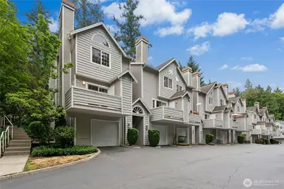 601 12th Avenue NW #E1, Issaquah, WA 98027 - Photo 2
