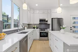 13353 25th Ave NE, Seattle, WA 98125 - Photo 4