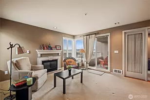 601 W Mercer Pl, Seattle, WA 98119 - Photo 10