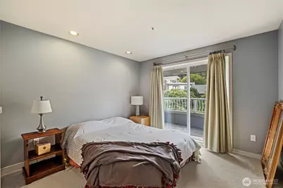 601 W Mercer Place #304, Seattle, WA 98119 - Photo 18